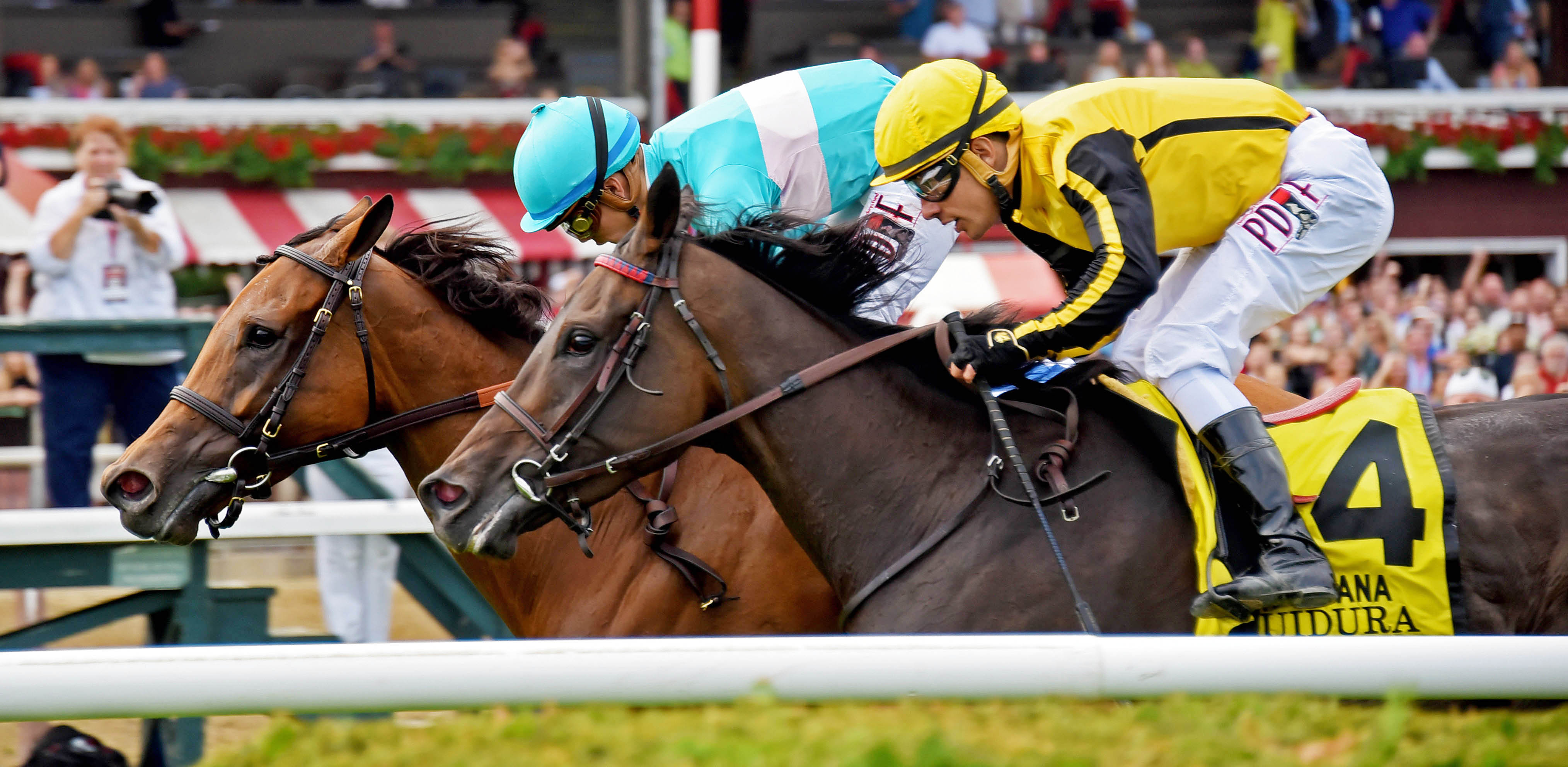 Quidura finishes second in the 2017 Diana Stakes