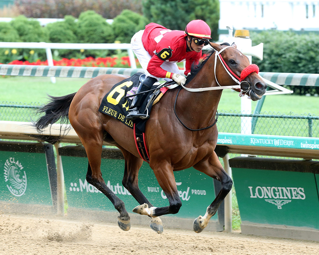 Letruska win the 2021 Fleur de Lis Stakes at Churchill Downs