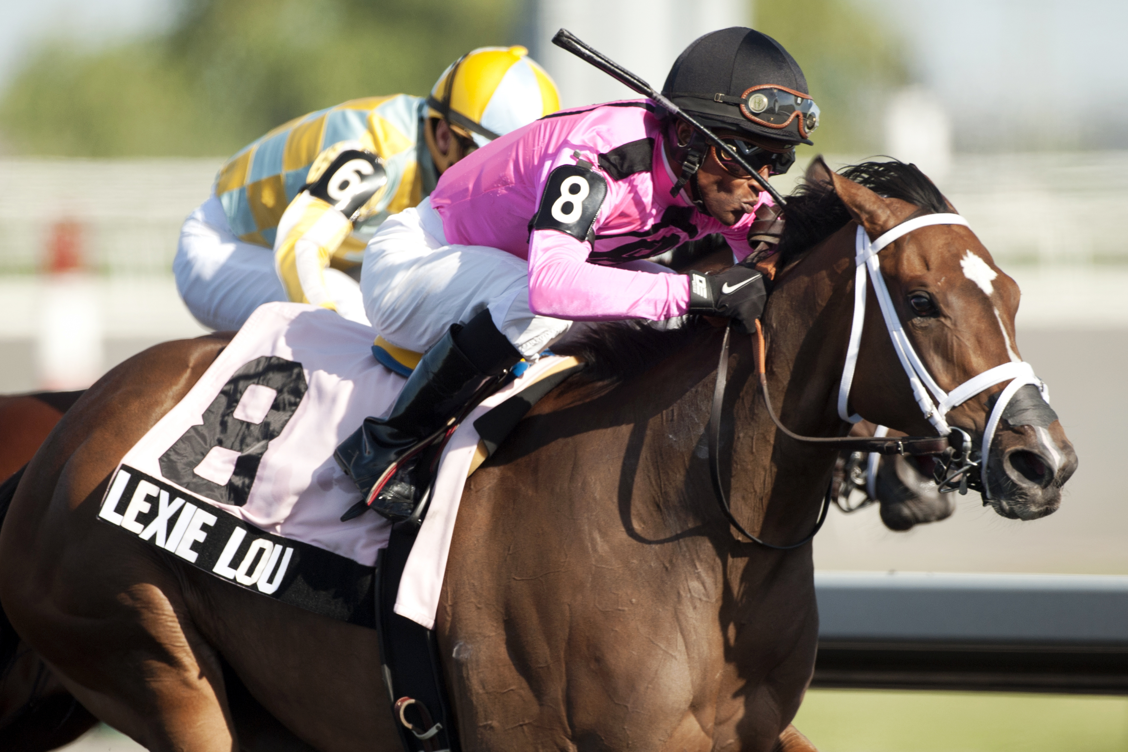 Lexie Lou wins the Woodbine Oaks