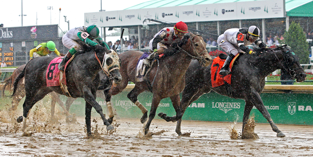 Limousine Liberal wins the Churchill Downs Stakes