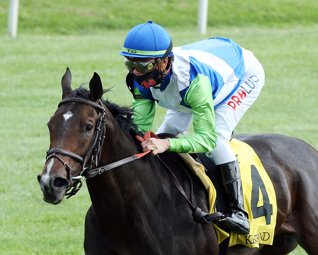 Love and Money wins an Oct. 21 allowance at Keeneland