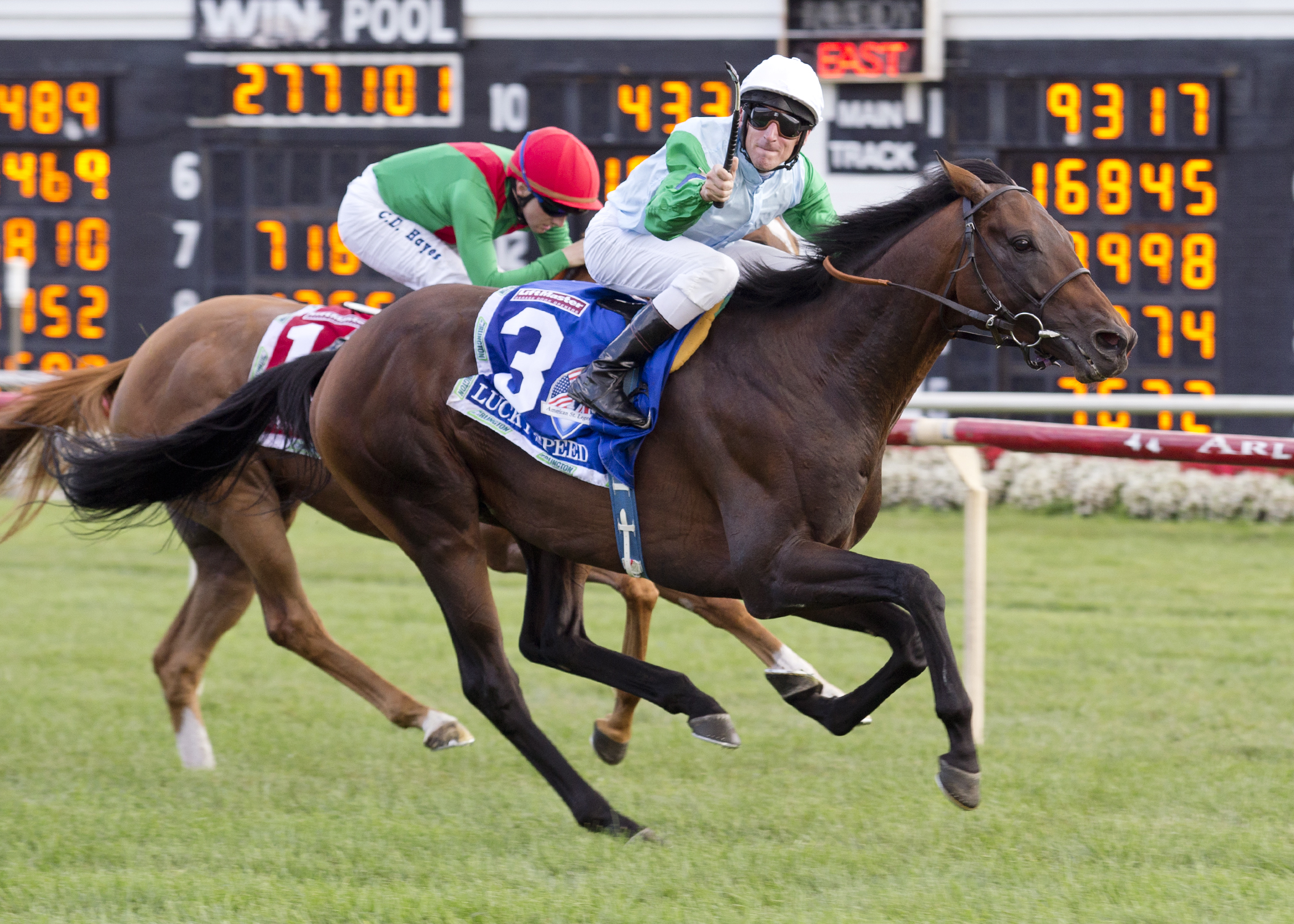 Andrasch Starke, riding Lucky Speed in American St. Leger