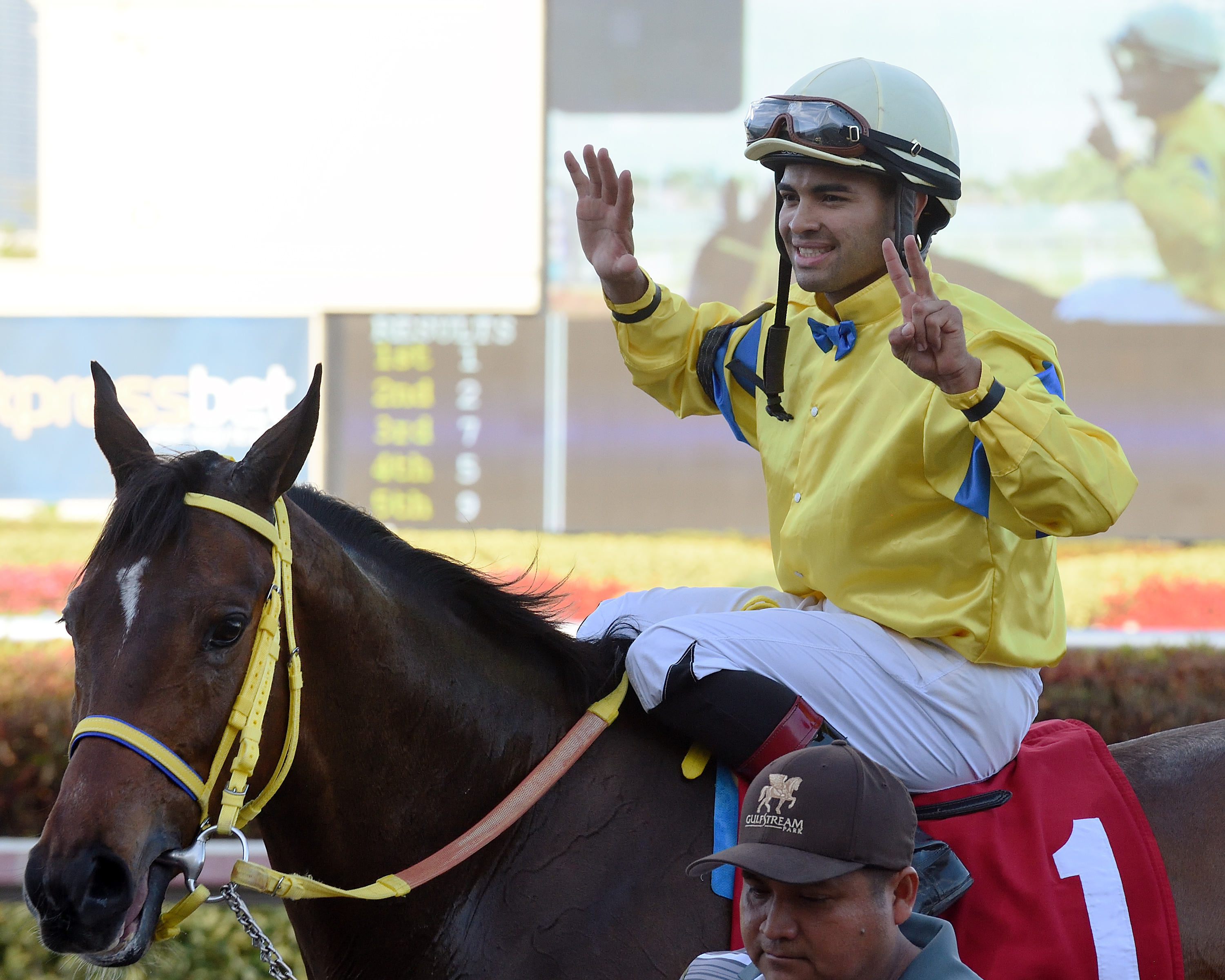 Luis Saez wins seven races on 3-29-18