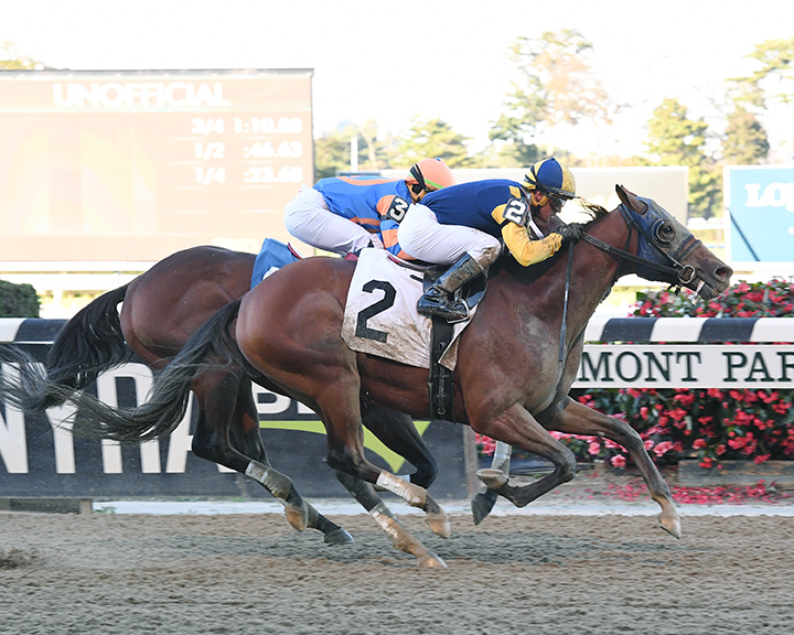 Lunaire wins a Belmont Park allowance on 10.12.18