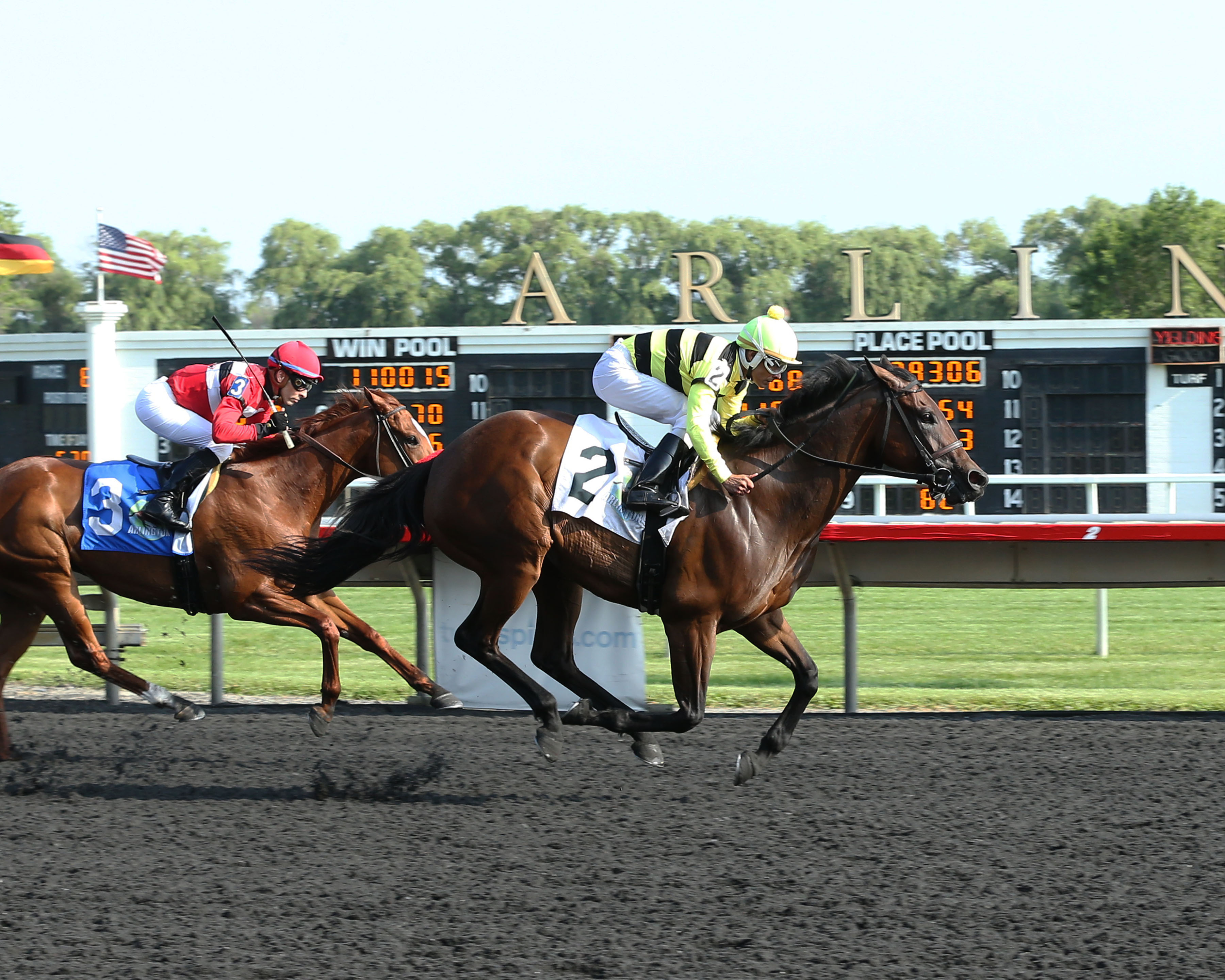 My Mertie wins the 2019 Chicago Handicap