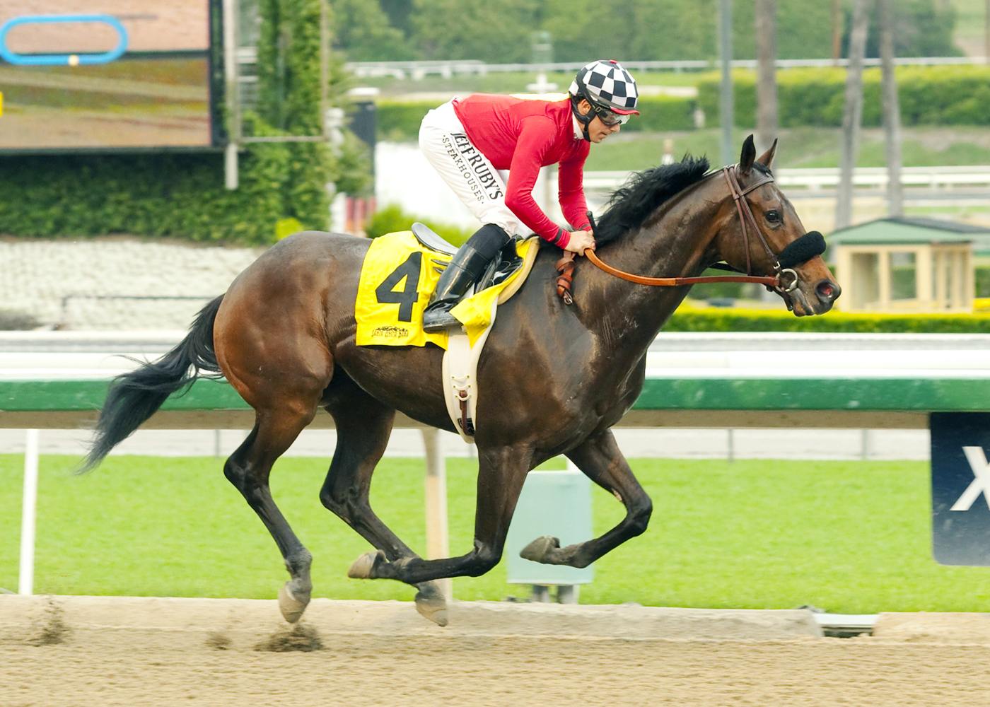 Magic Mark wins an optional claimer