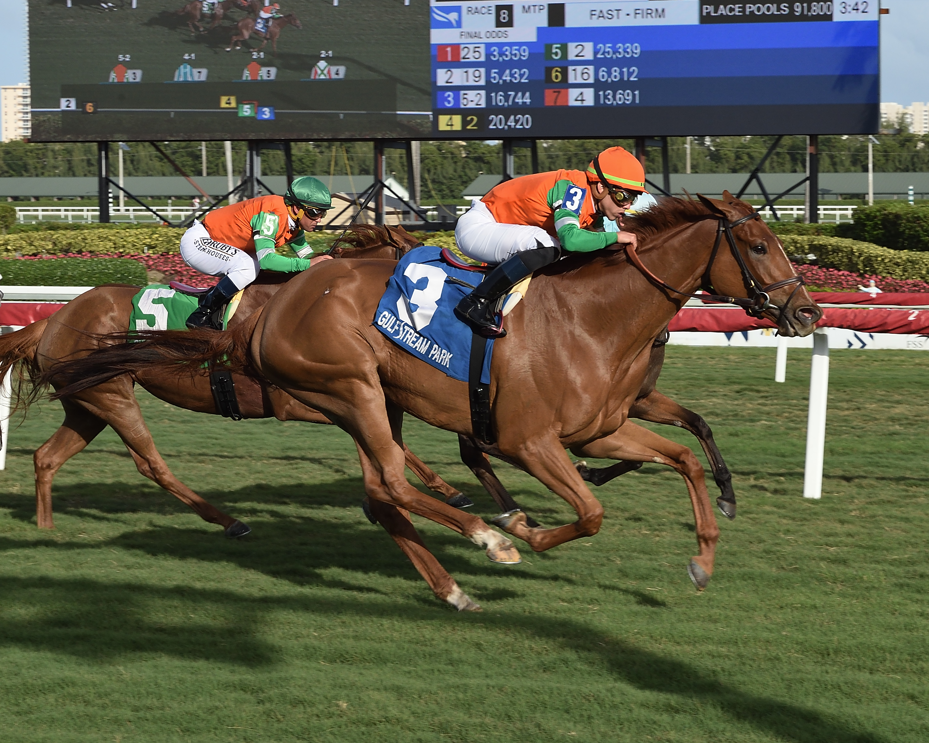 Magic Star wins the 2020 Marshua-s River Stakes