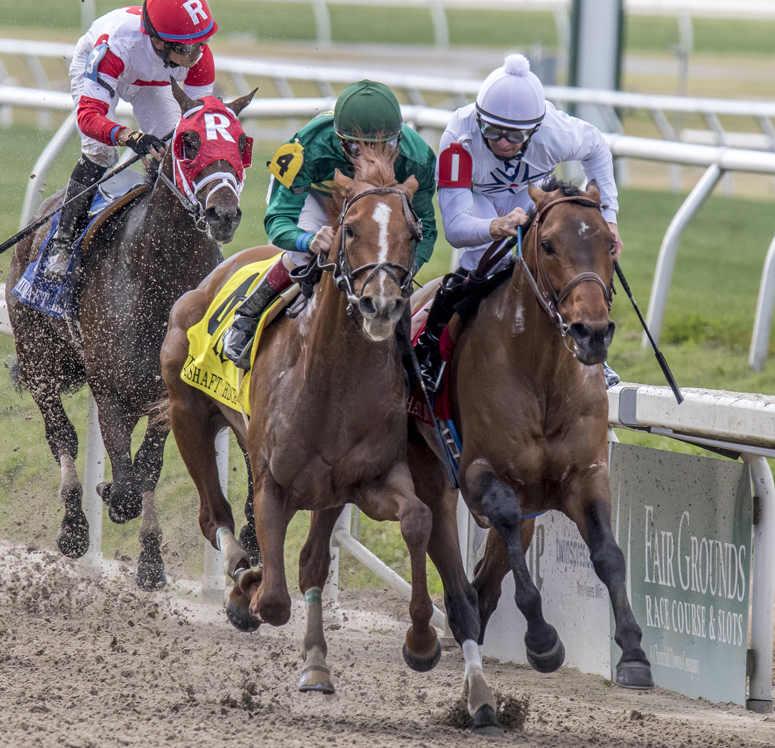 Eagle finishes second to Majestic Harbor in the 2016 Mineshaft
