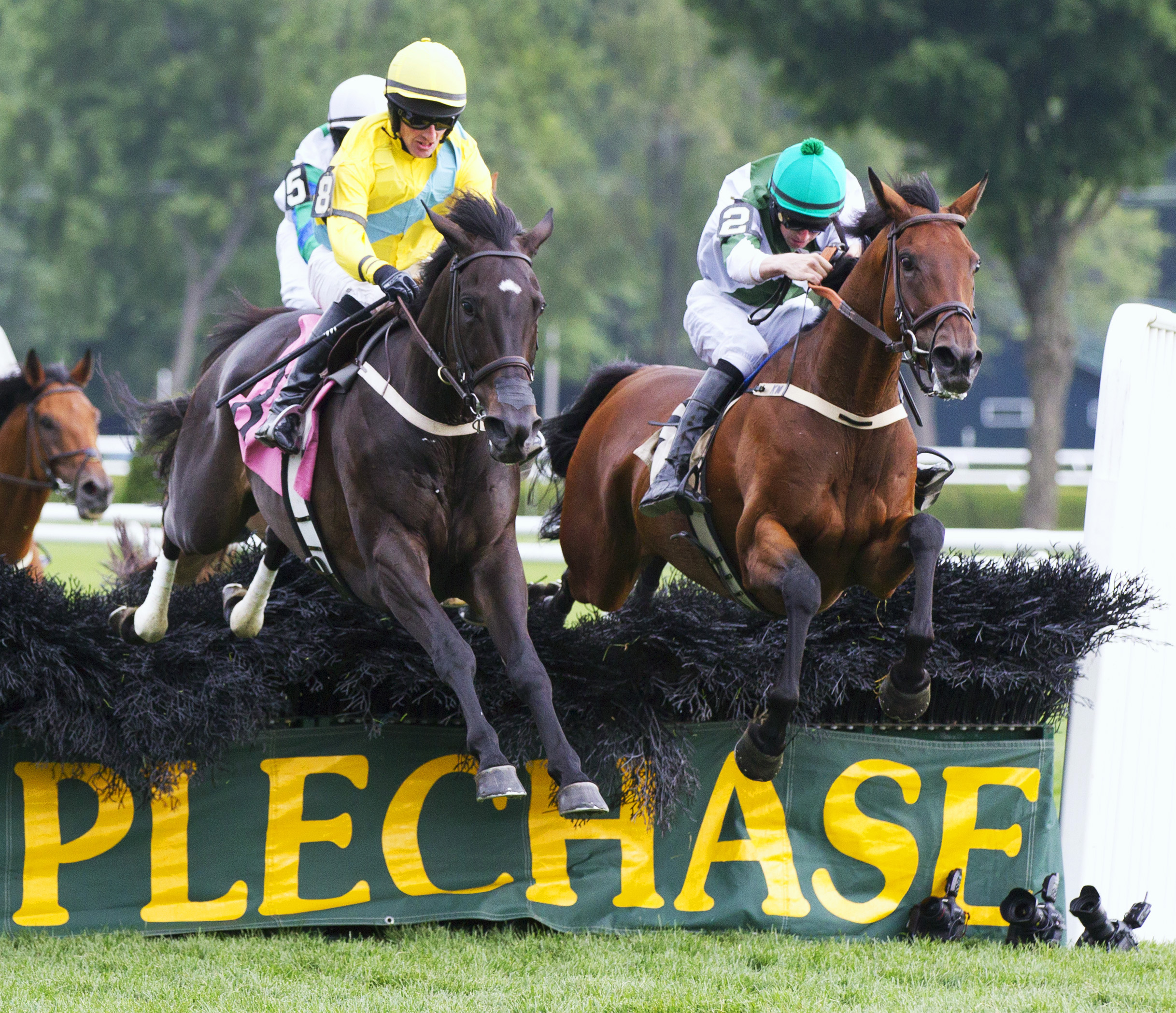 Makari wins the A.P. Smithwick