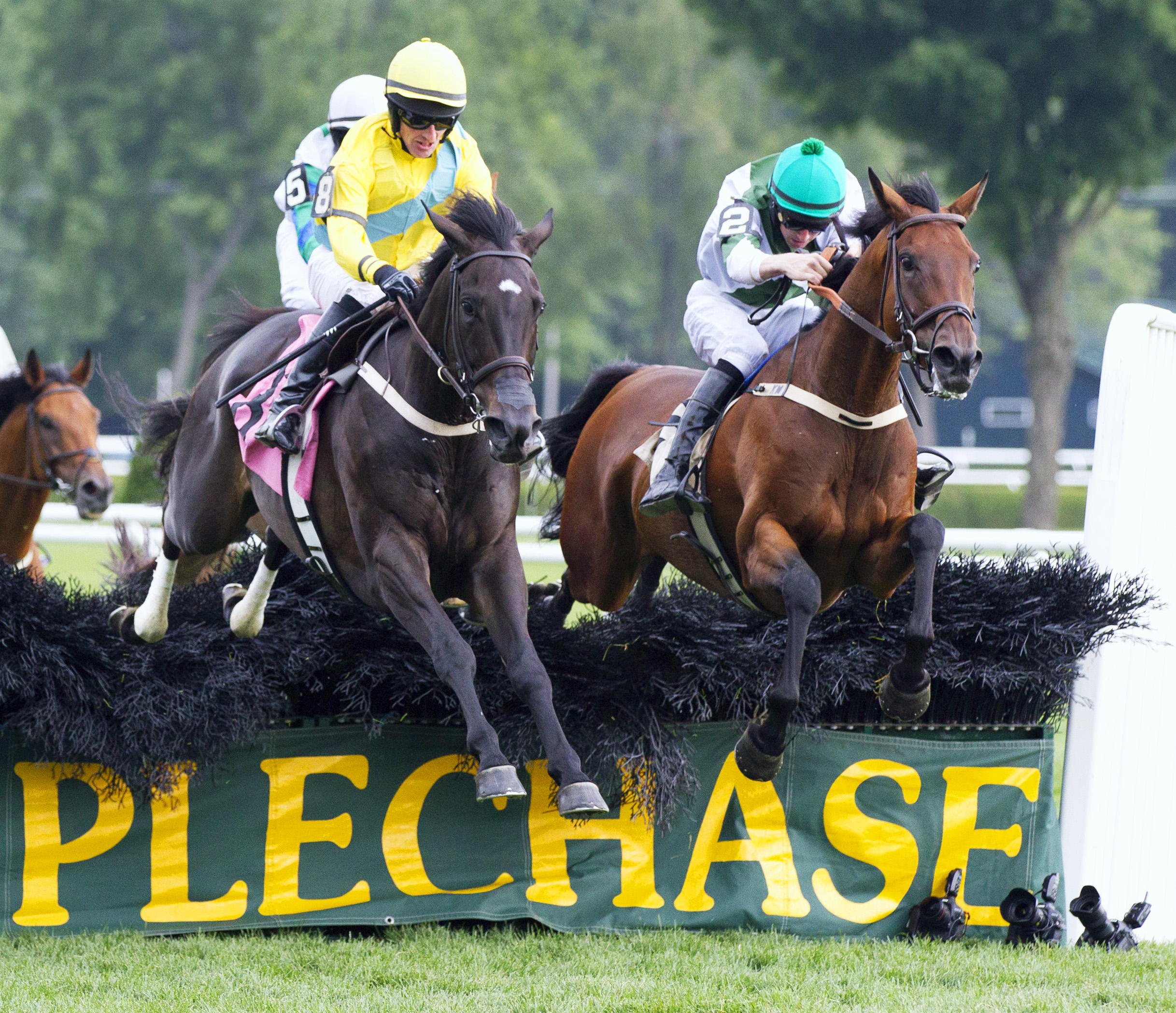 Makari wins the A.P. Smithwick