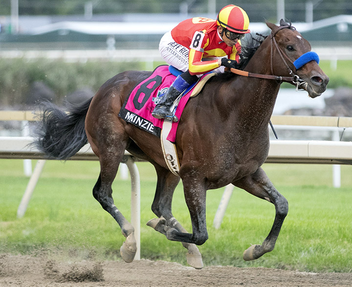 McKinzie wins the 2018 Pennsylvania Derby