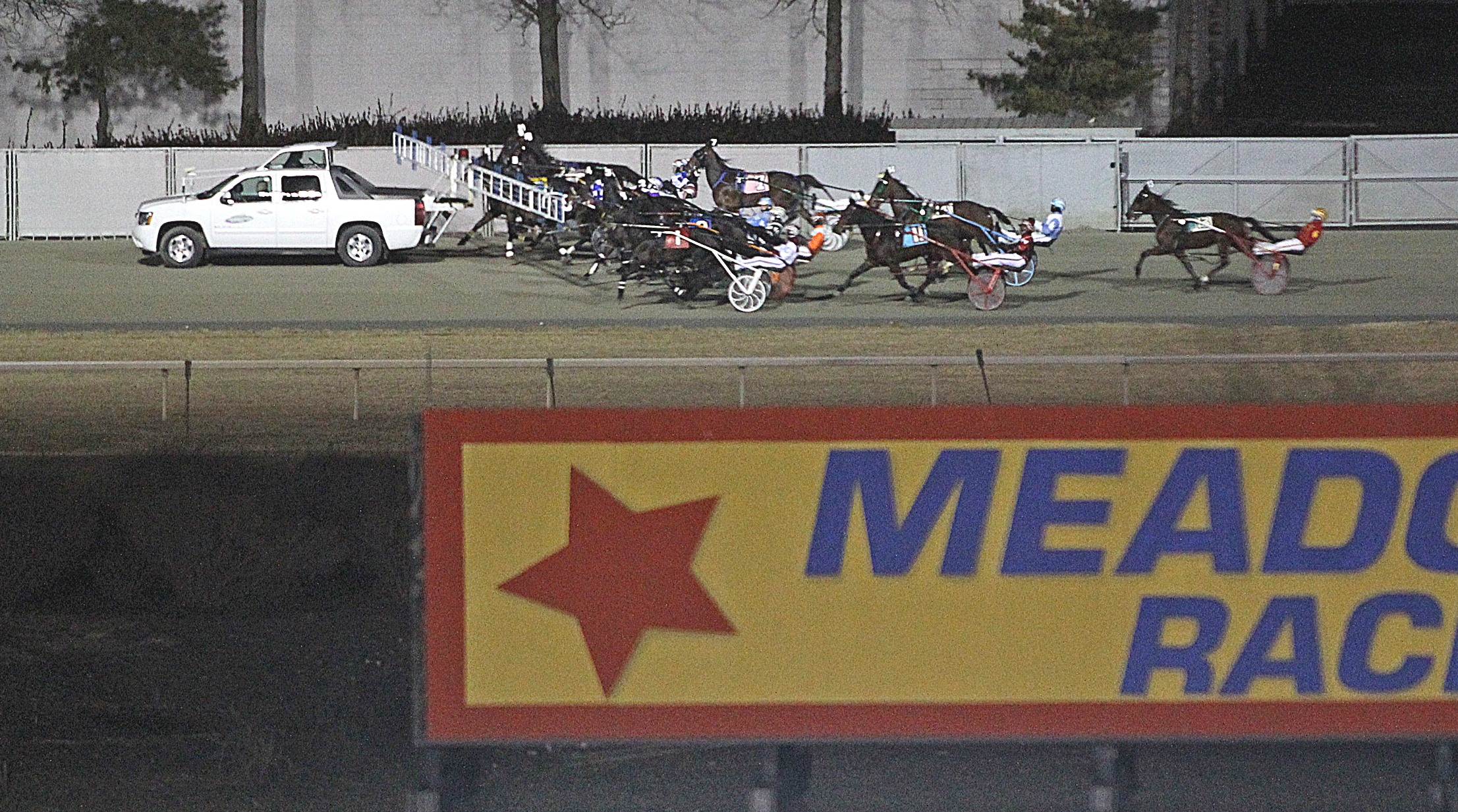 Meadowlands 1 1/2-mile start