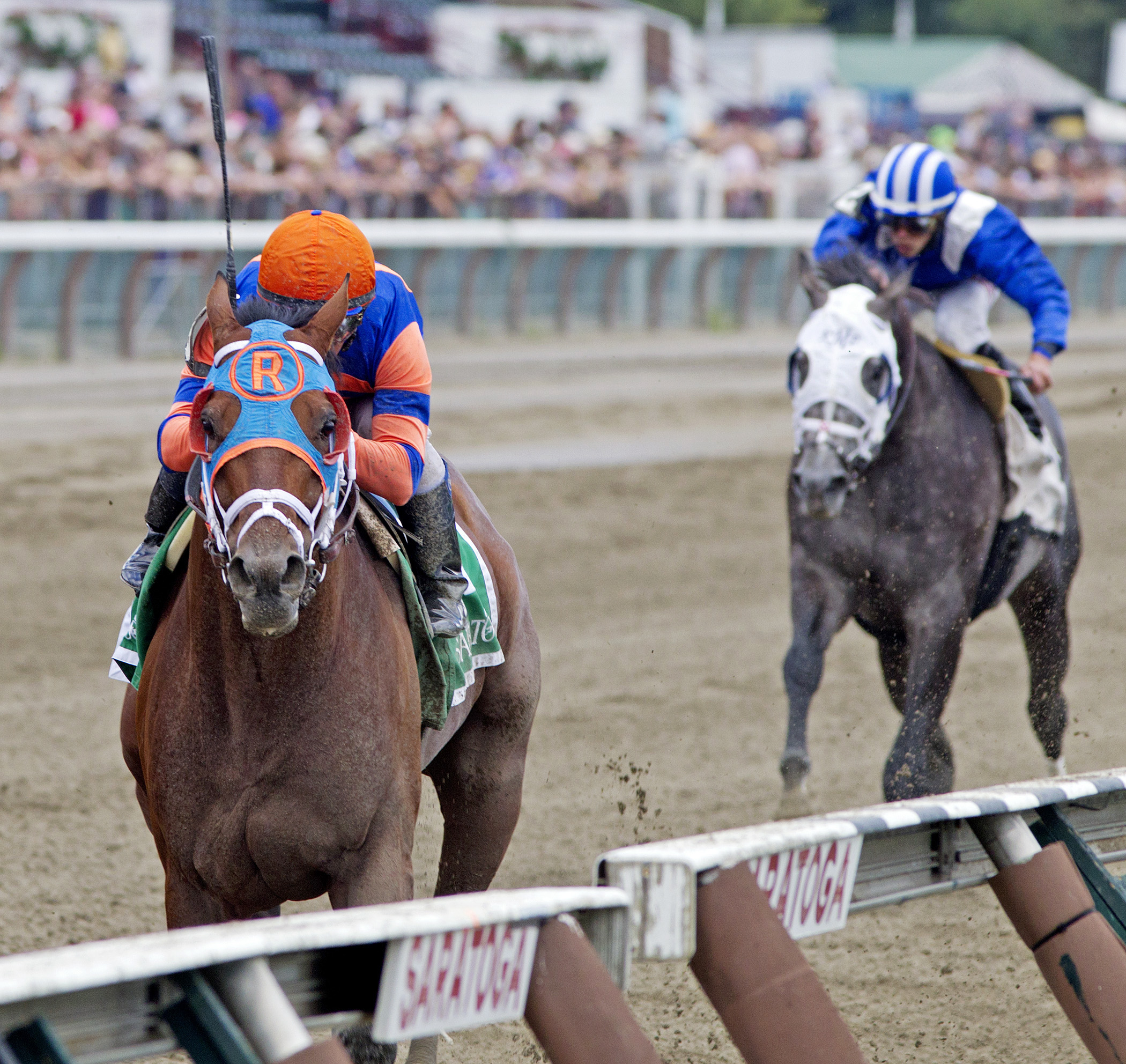 Micromanage wins the Birdstone