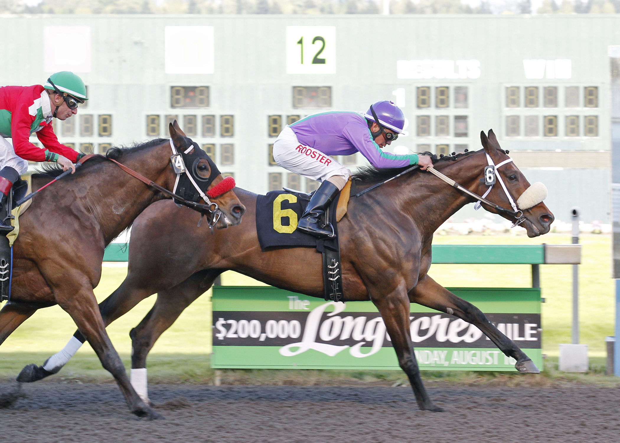 Mike Man's Gold wins a 2015 allowance at Emerald Downs