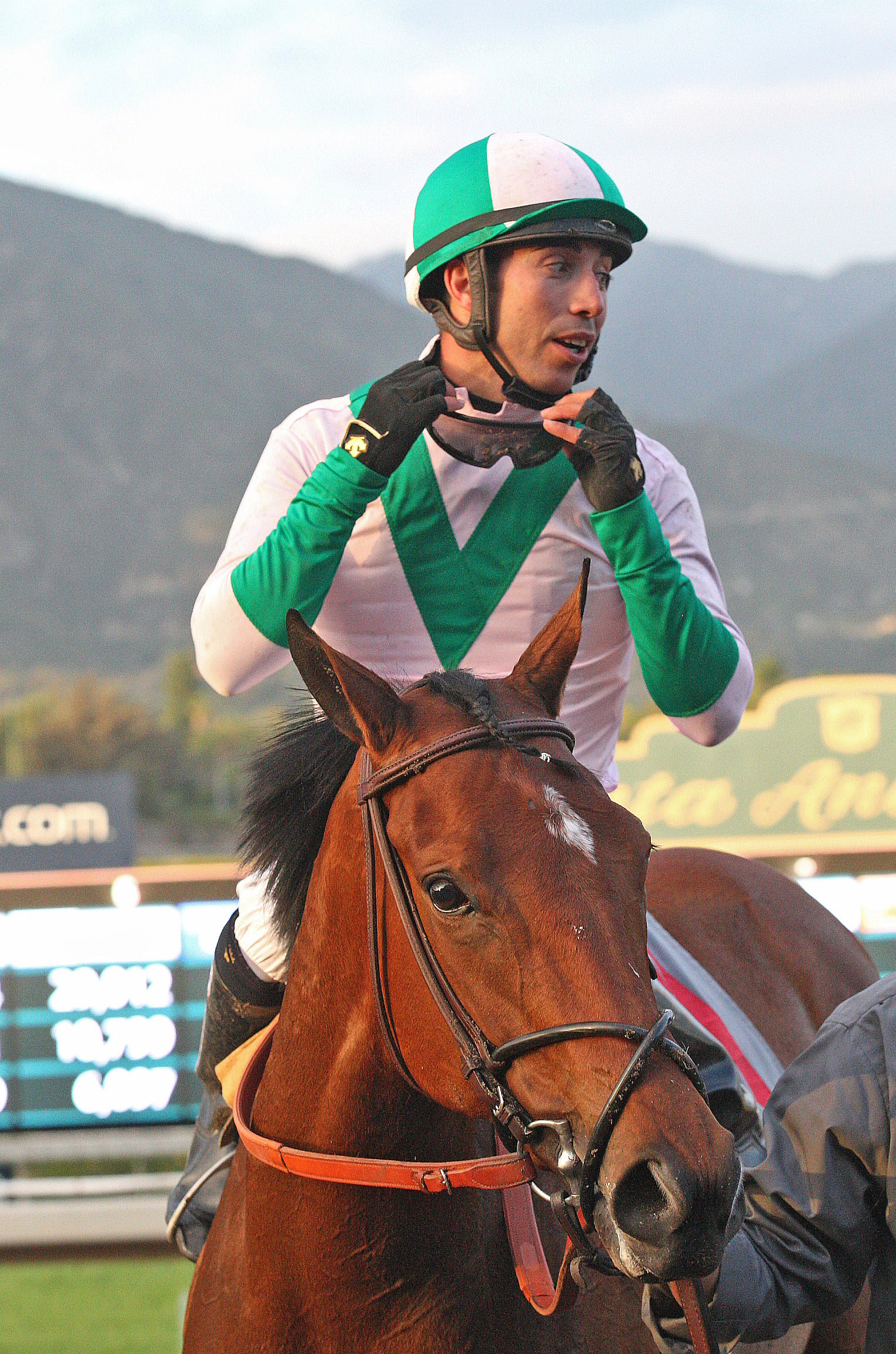 Alonso Quinonez wins the China Doll Stakes aboard Mirage