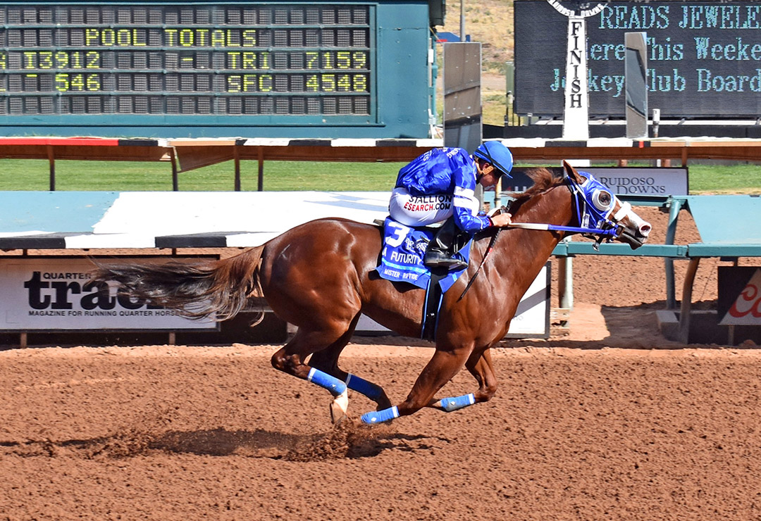 Mister Riptide wins the 2019 Zia Futurity at Ruidoso Downs