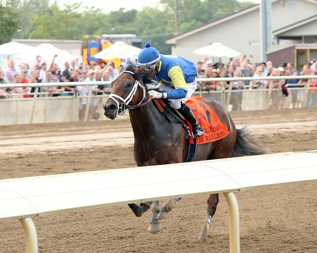 Mr. Wireless wins the 2021 Indiana Derby at Indiana Grand