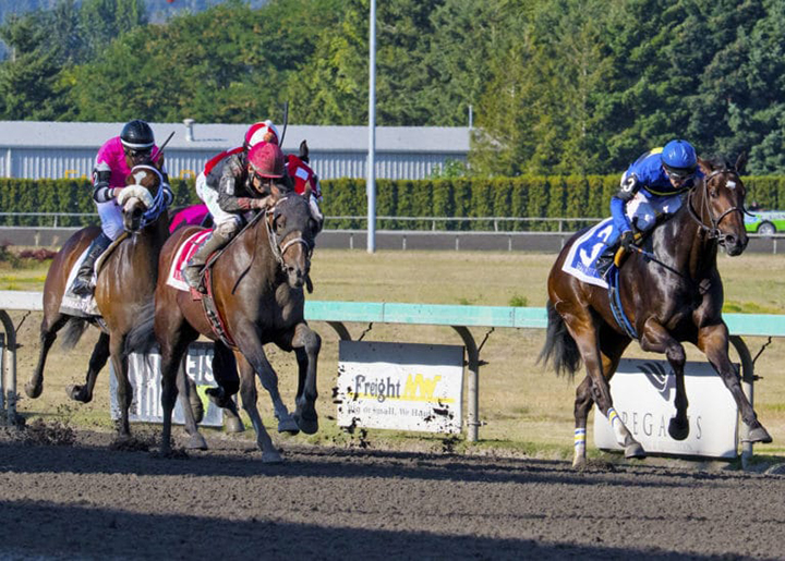 Muncey wins the 2019 WTBOA Lads Stakes at Emerald Downs