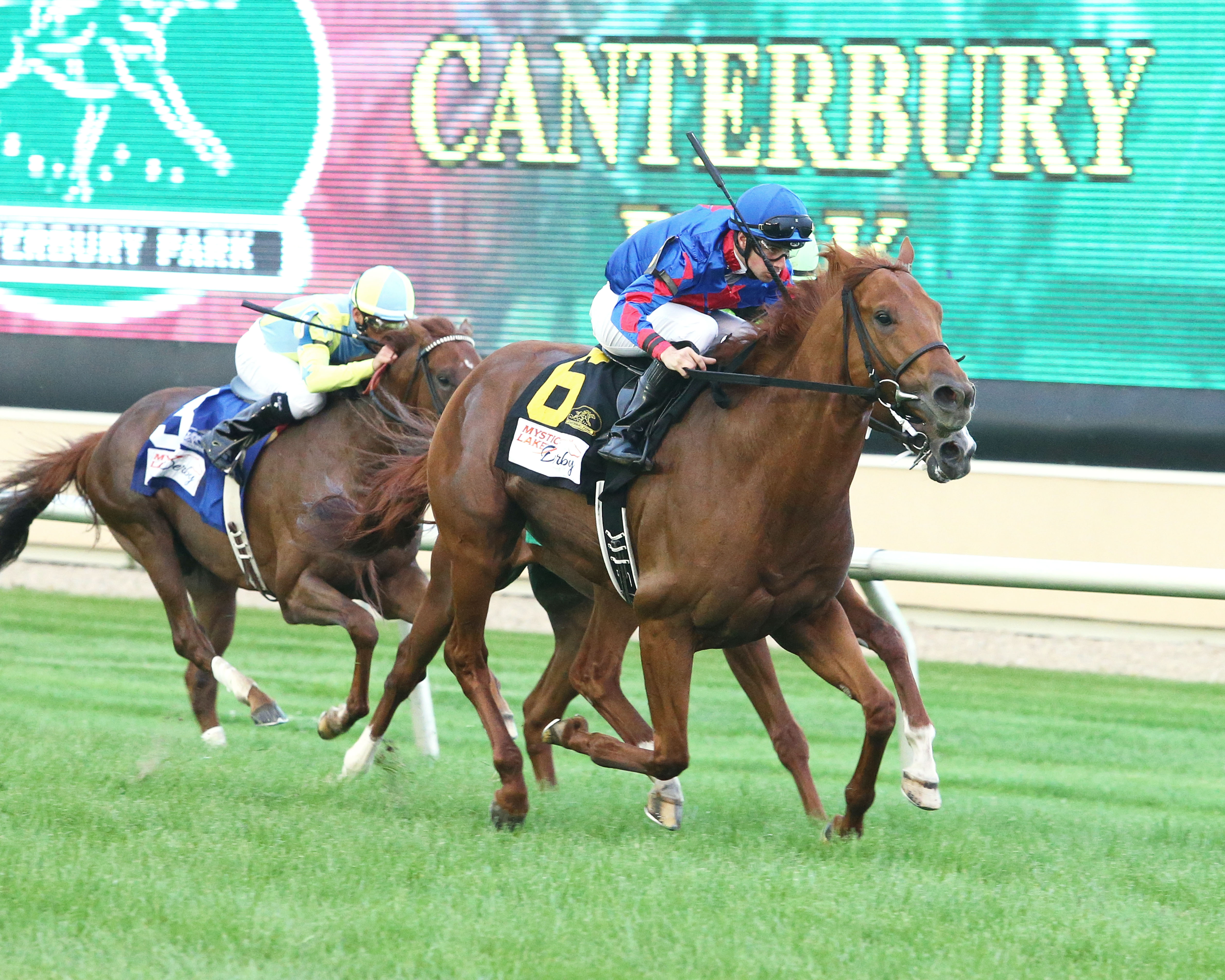 Nun the Less wins 2015 Mystic Lake Derby