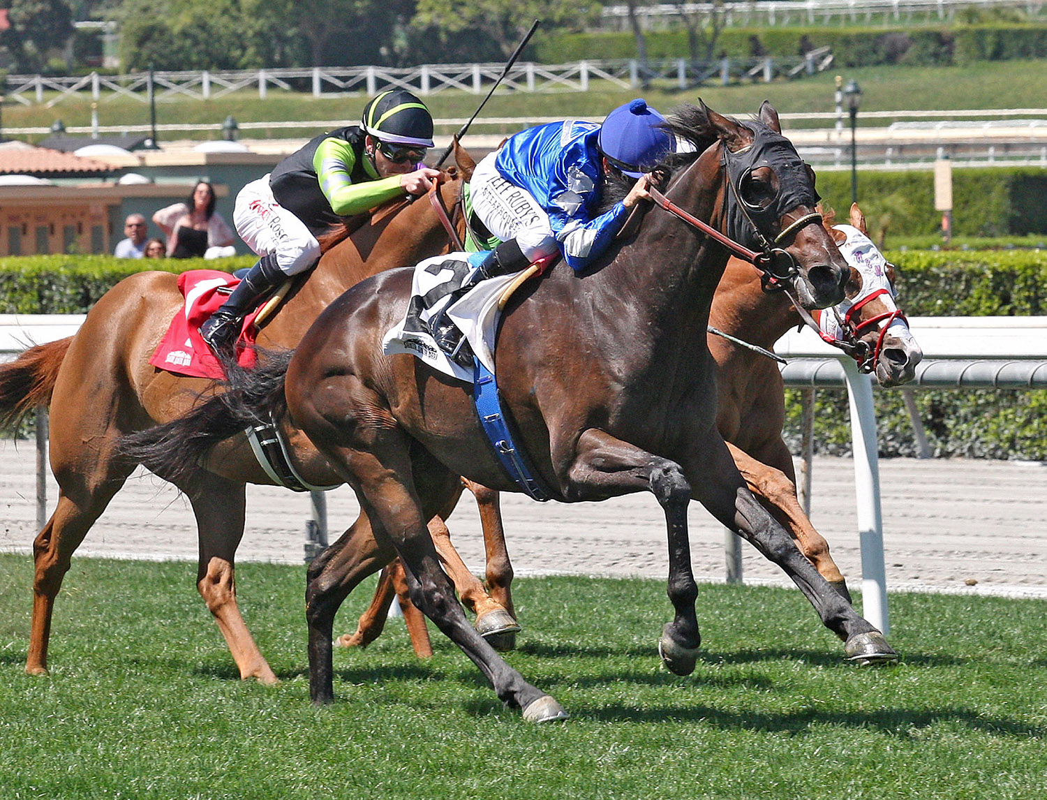 Nessy wins the 2018 San Juan Capistrano