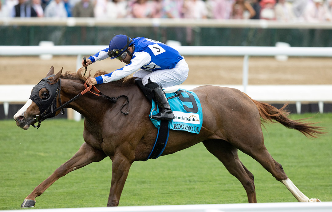 FOLO - New Year's Eve wins the 2022 Edgewood Stakes at Churchill Downs