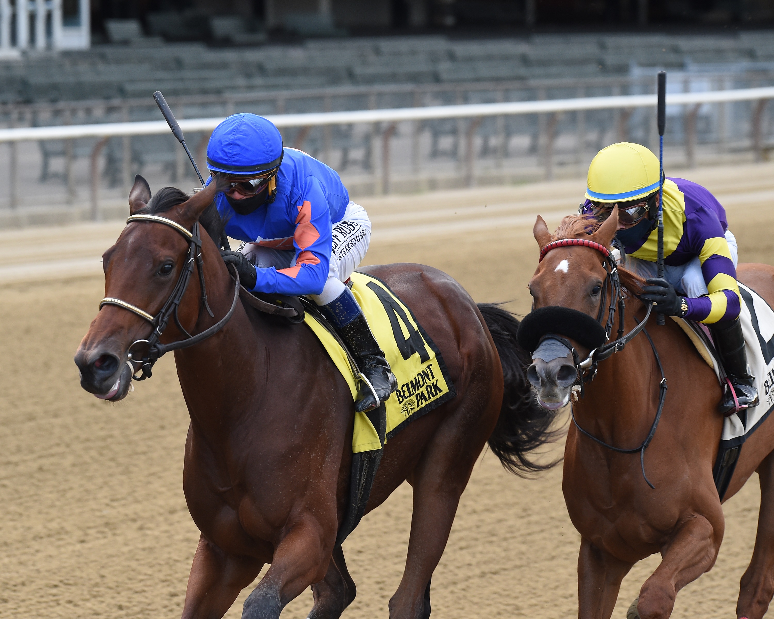 No Mo' Spending (left) beats Irish Constitution in the Joseph A. Gimma.10-1-2020