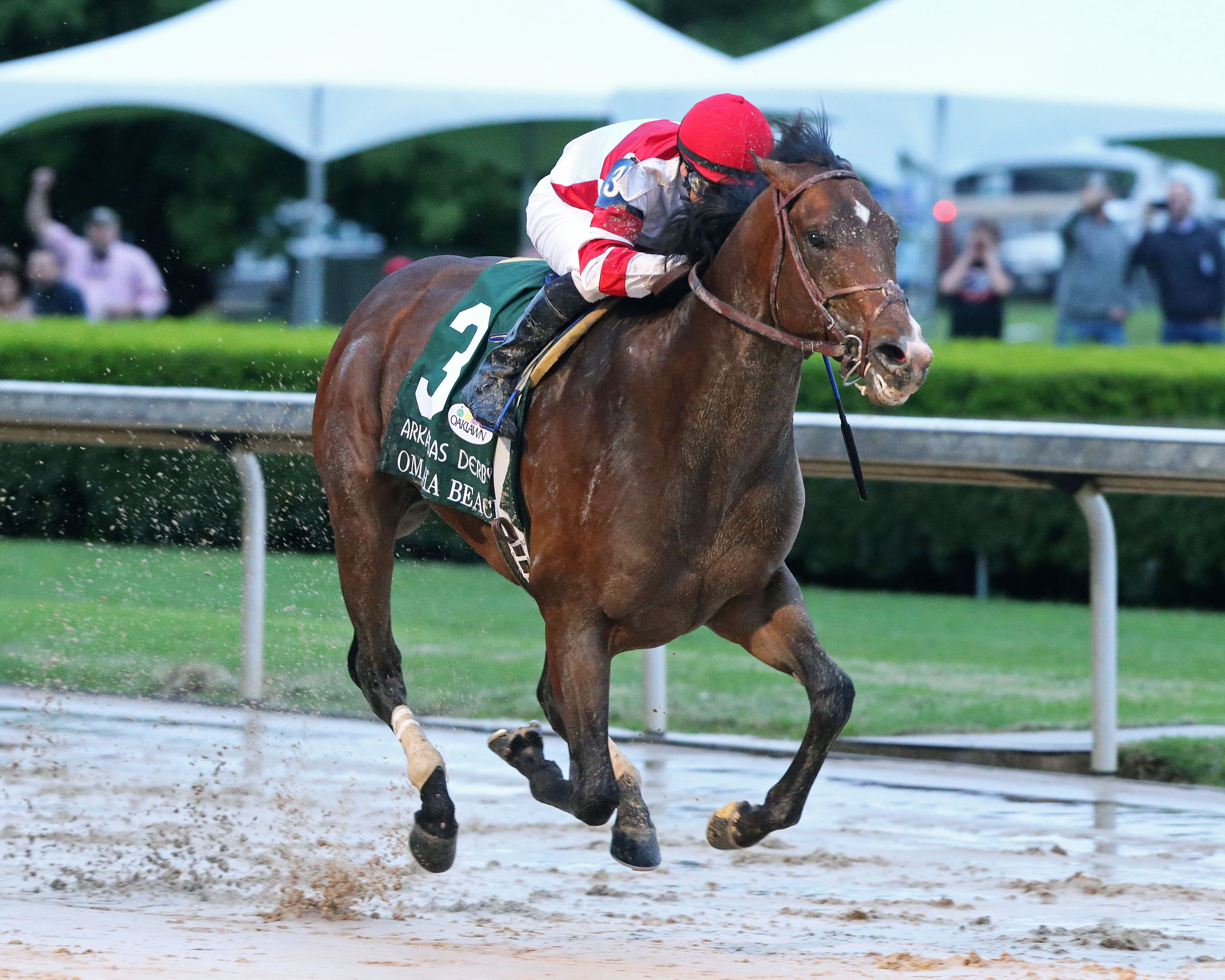 Omaha Beach wins the 2019 Arkansas Derby