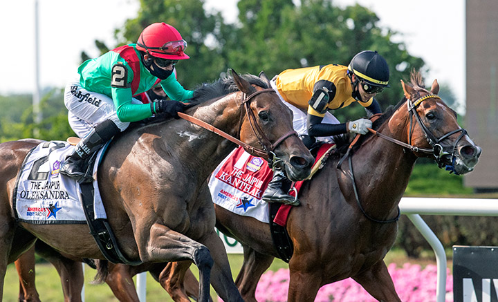Oleksandra (left) wins the 2020 Jaipur Stakes at Belmont Park