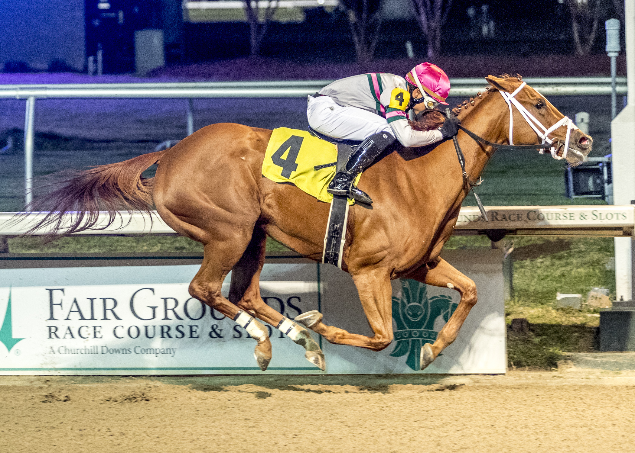 Ova Charged wins the Happy Ticket at Fair Grounds Nov 18 2022
