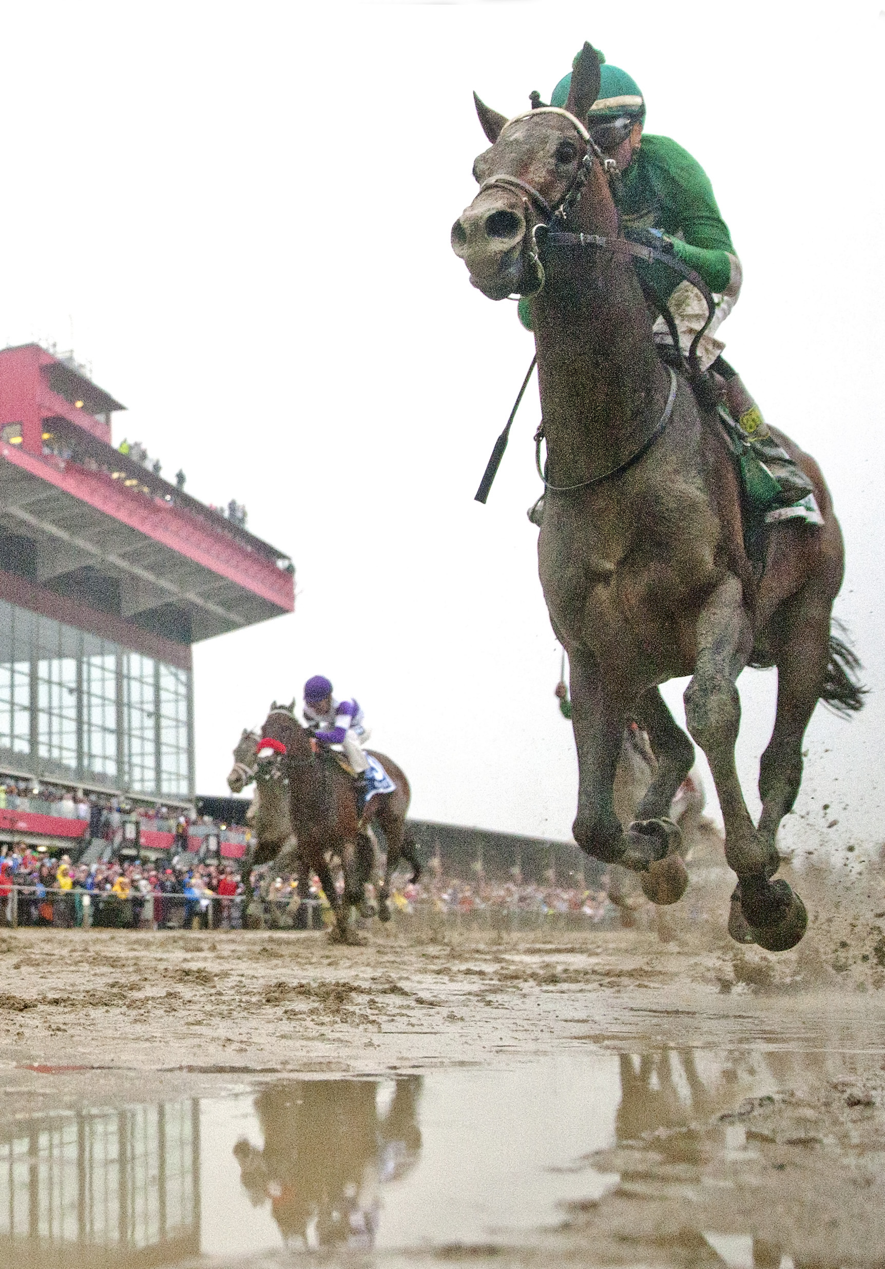 Exaggerator wins the Preakness