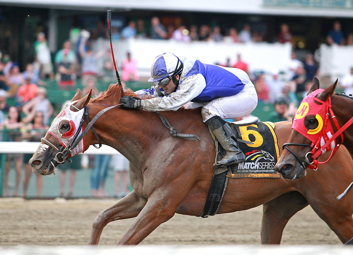 Page McKenney wins the 2018 Salvator Mile