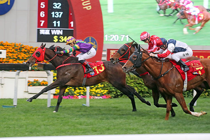 Perfect Match wins the 2020 Chinese New Year Cup at Sha Tin Racecourse