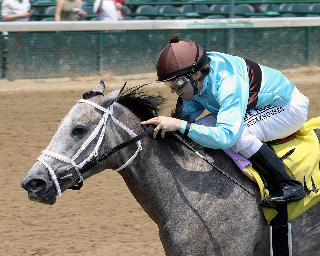 Pretty Birdie wins a June 18 maiden race at Churchill Downs