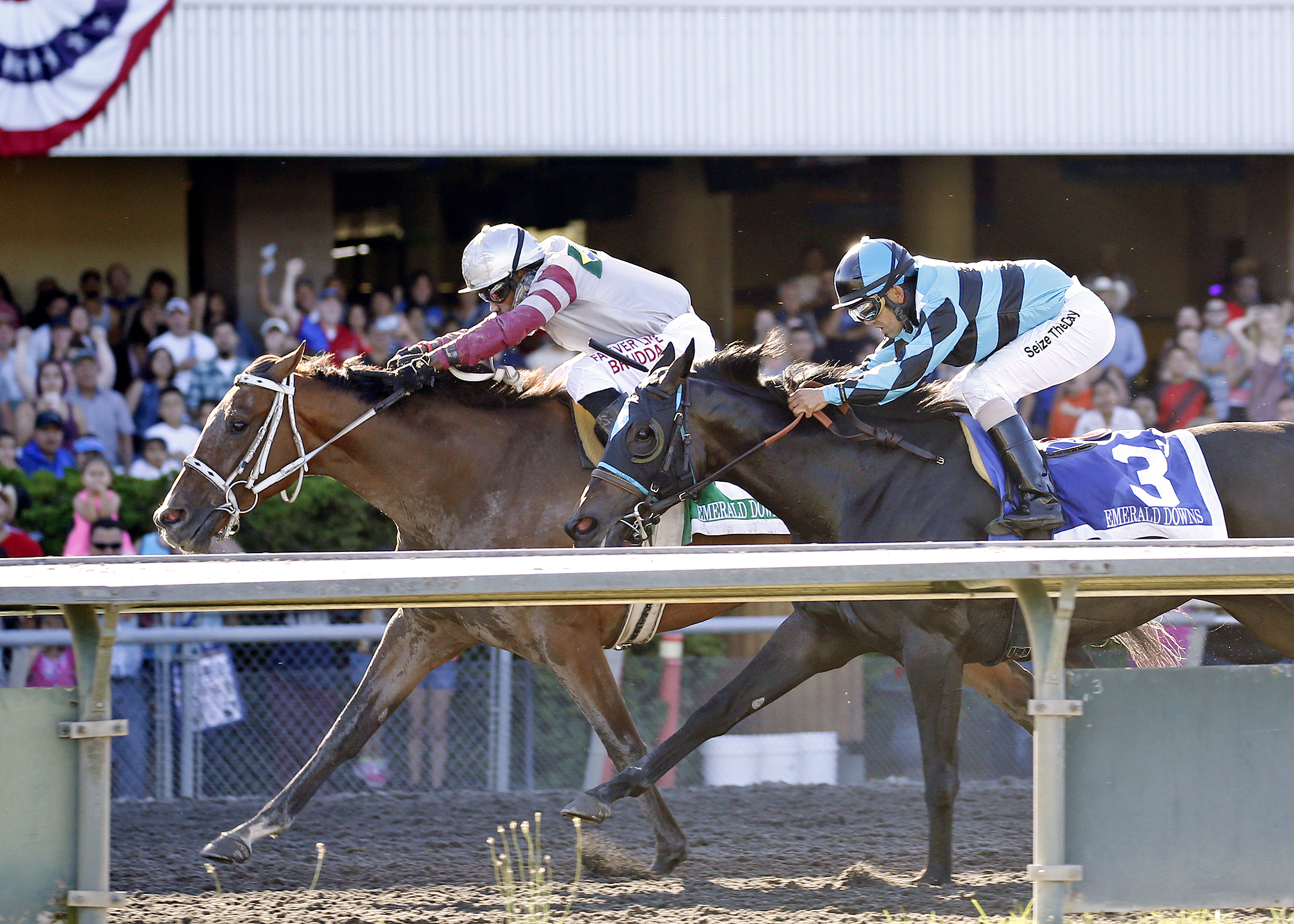 Princess Kennedy wins the Washington Oaks