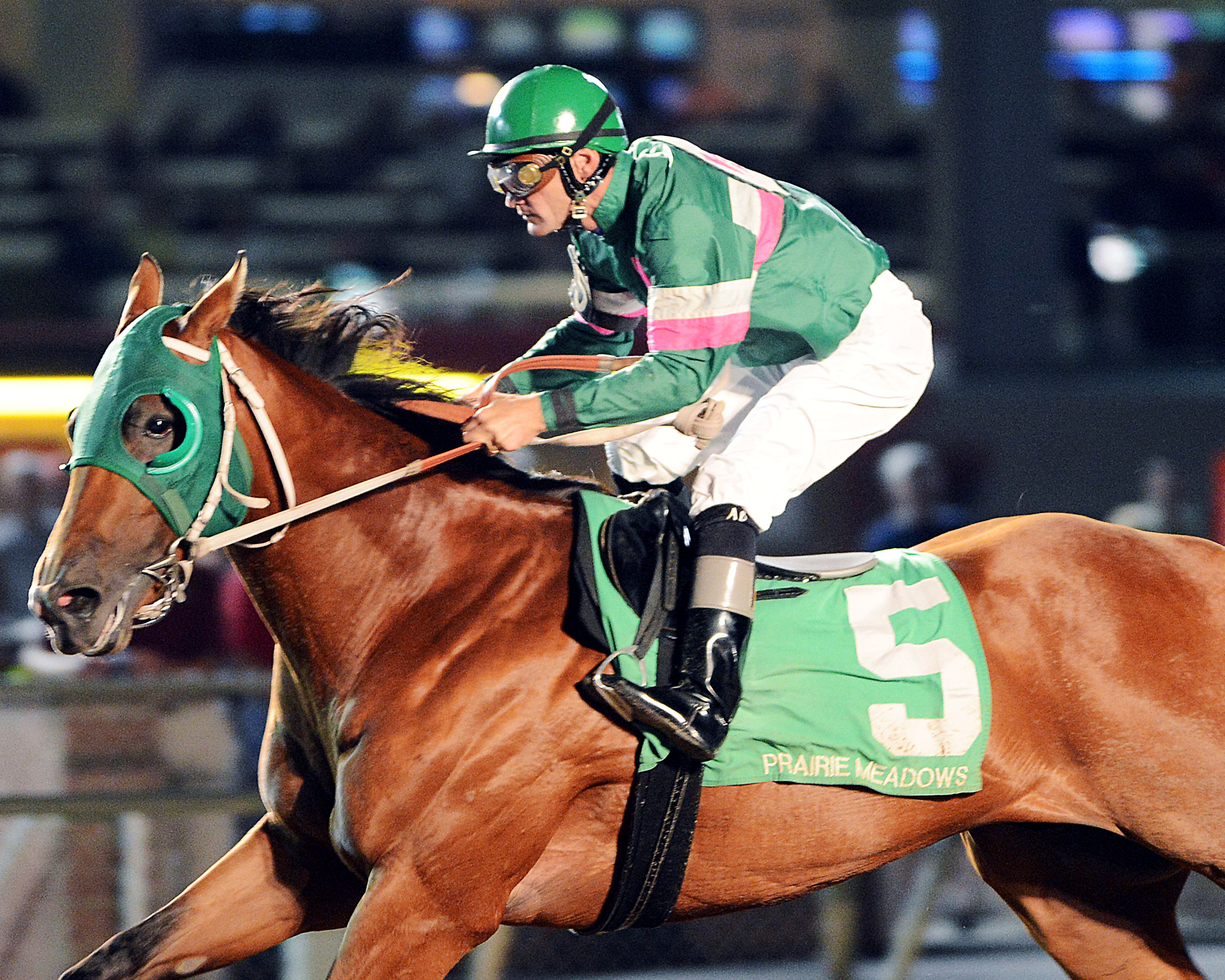 Private Prospect wins the Prairie Juvenile Mile