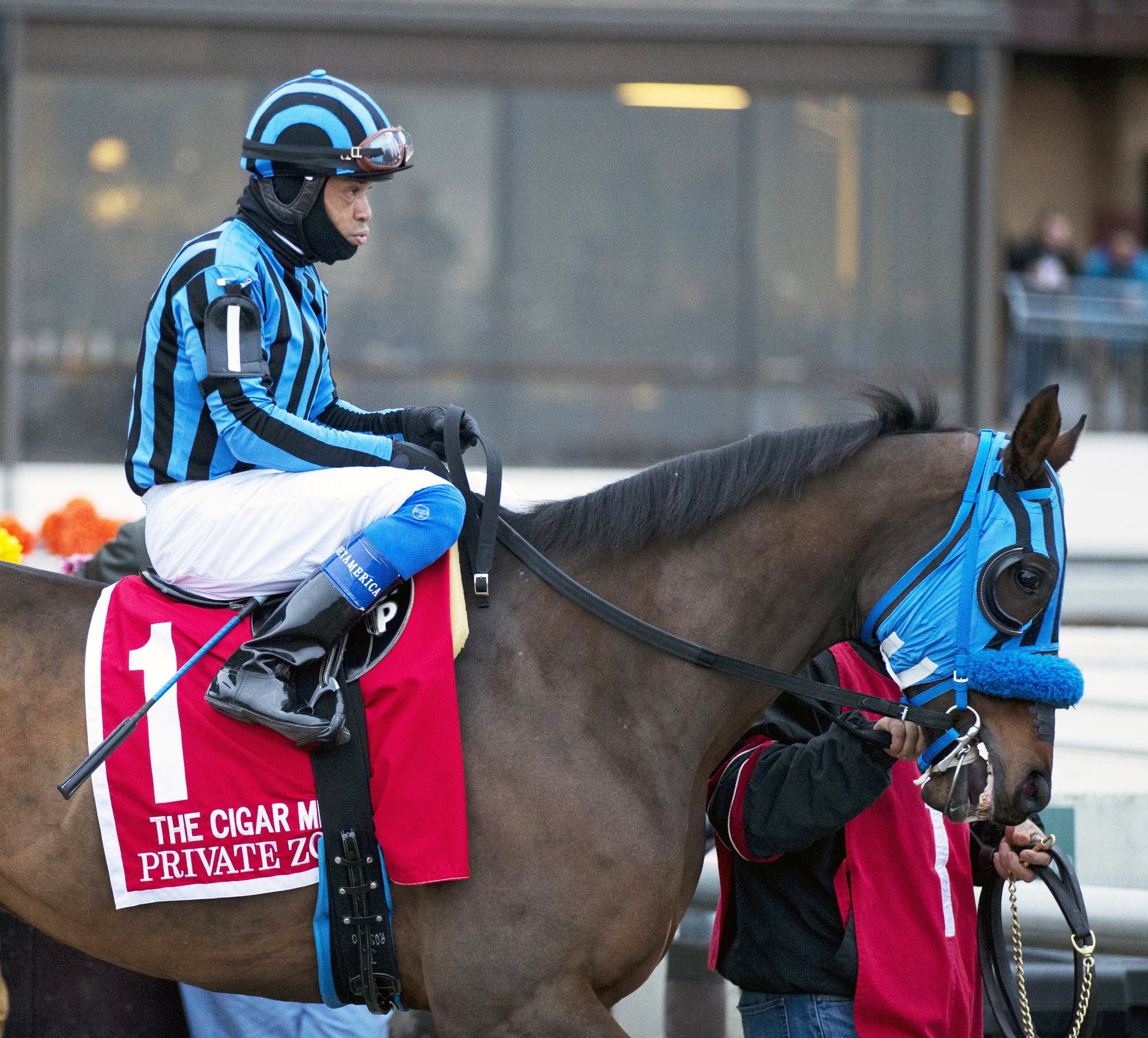 Private Zone at the Cigar Mile