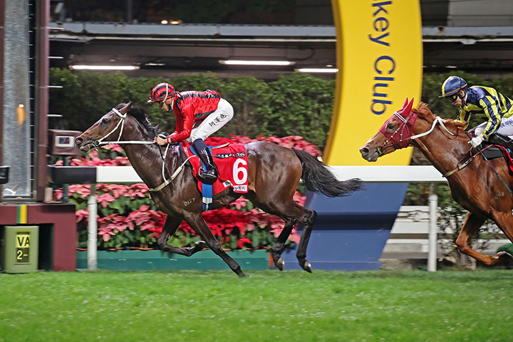Private Secretary wins his Hong Kong debut in the Chai Wan Kok Handicap at Happy Valley