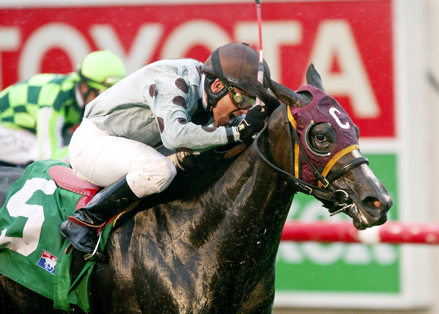 Prize Exhibit wins the San Clemente