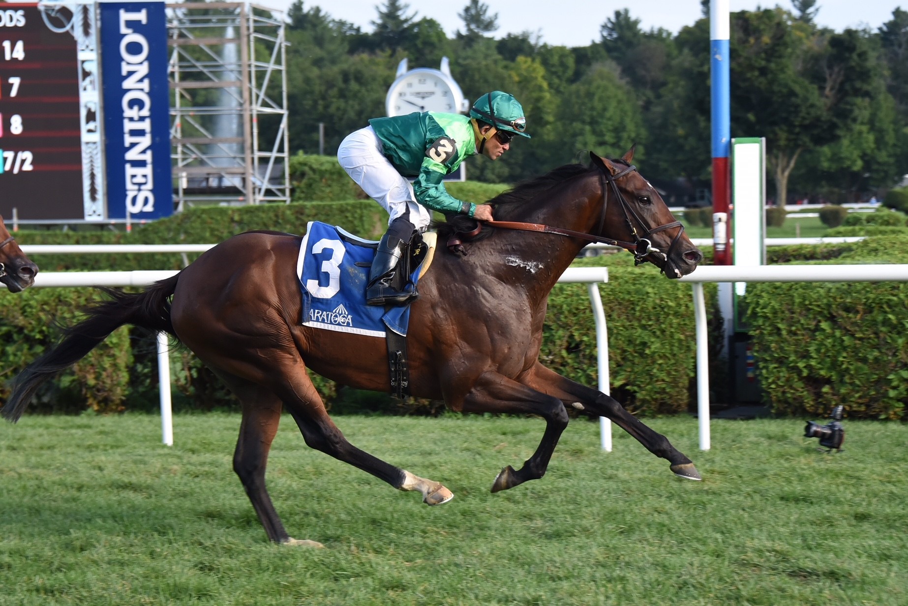 Raging Bull wins the 2018 Saranac Stakes