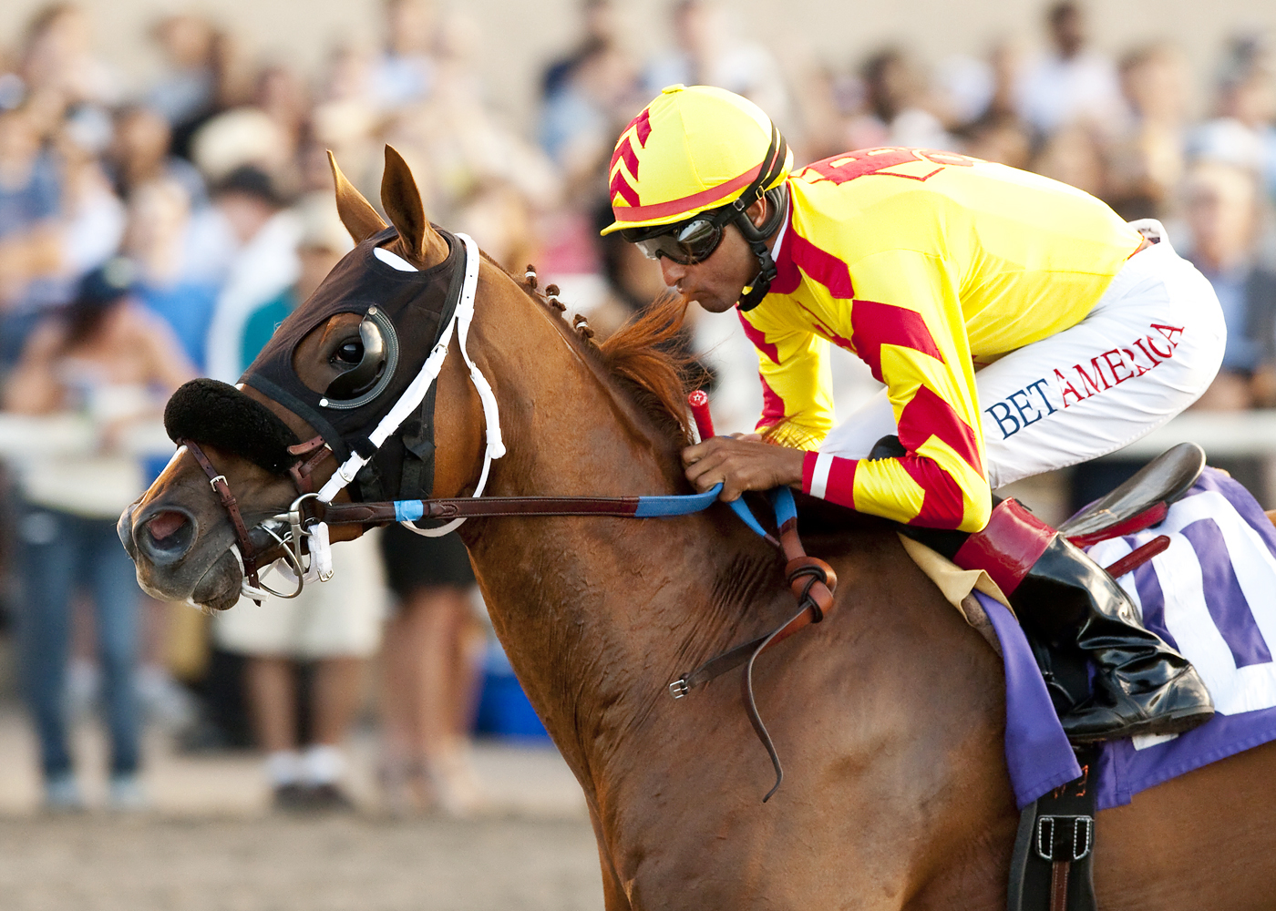 Red Outlaw wins the El Cajon
