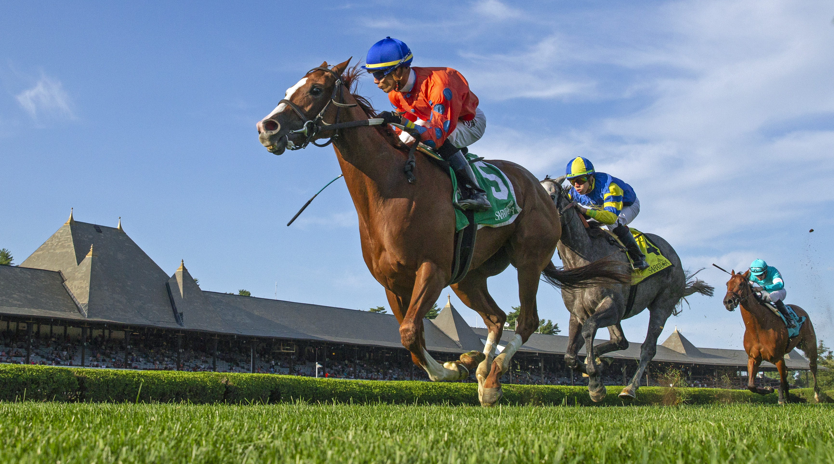 Monte Crista wins the 2018 Riskaverse Stakes