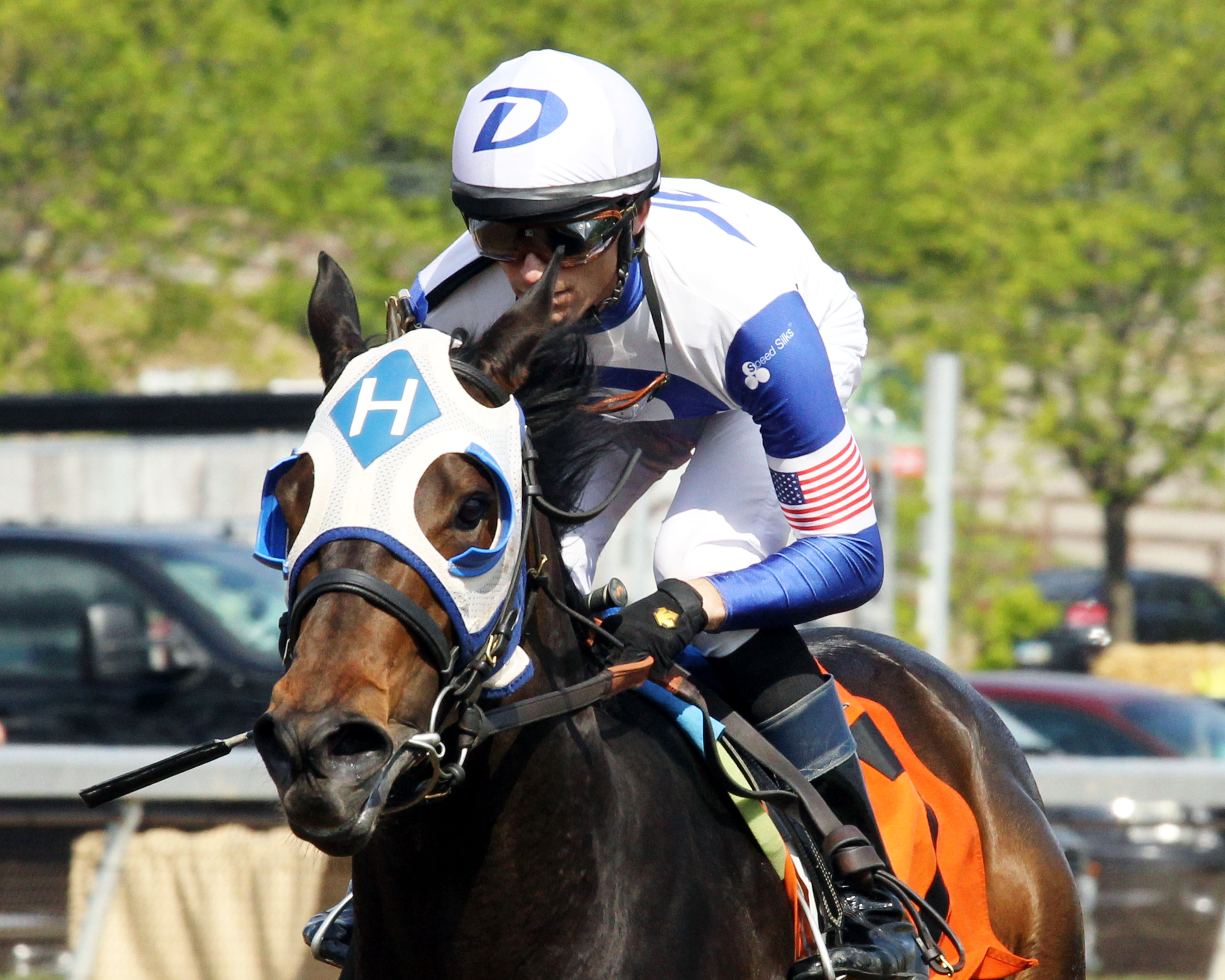 Rivers Run Deep wins the Edward Babst & Albert Palacios Memorial Handicap