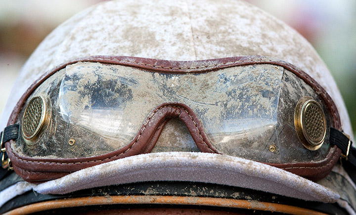Jockey goggles