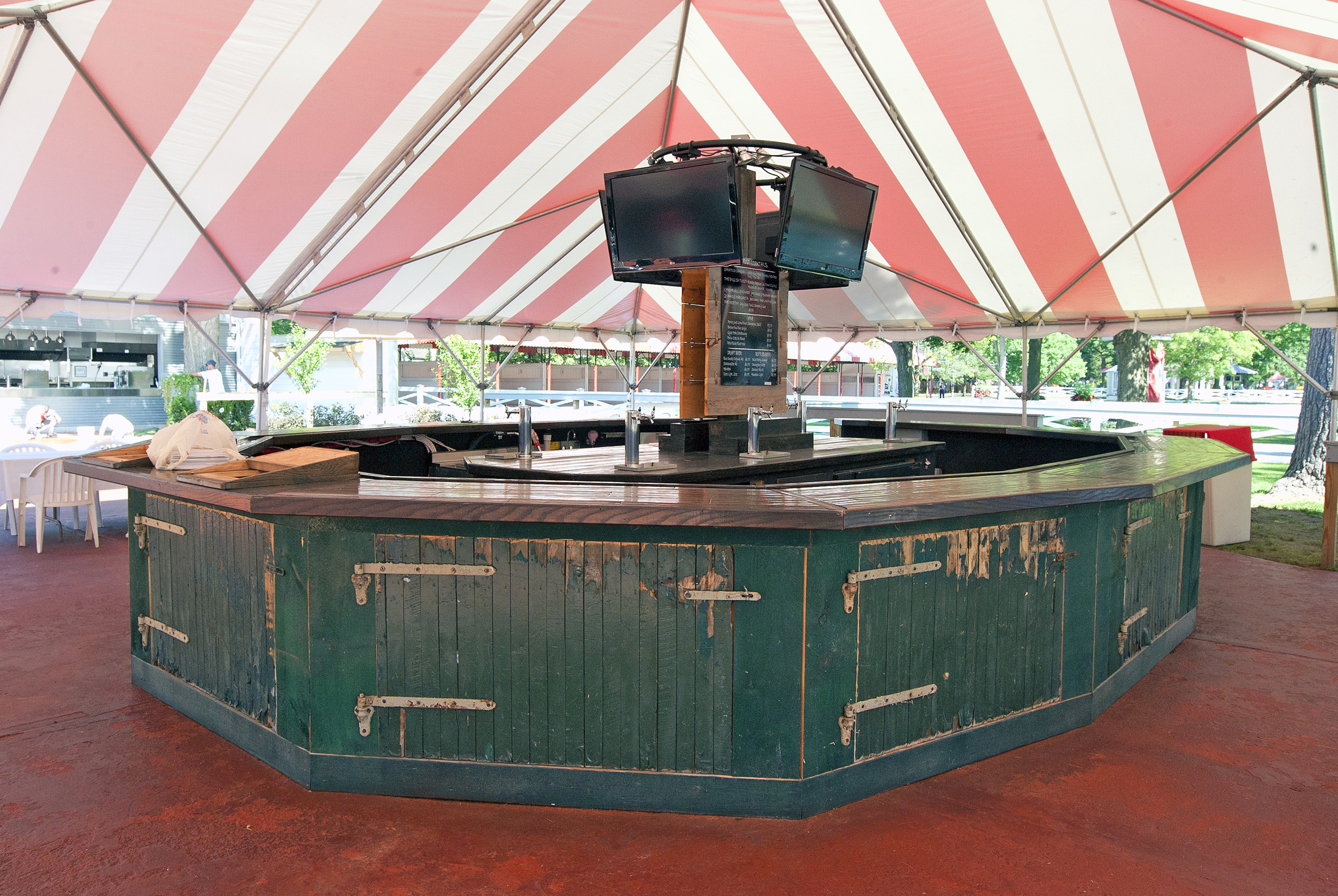 Saratoga Post Bar