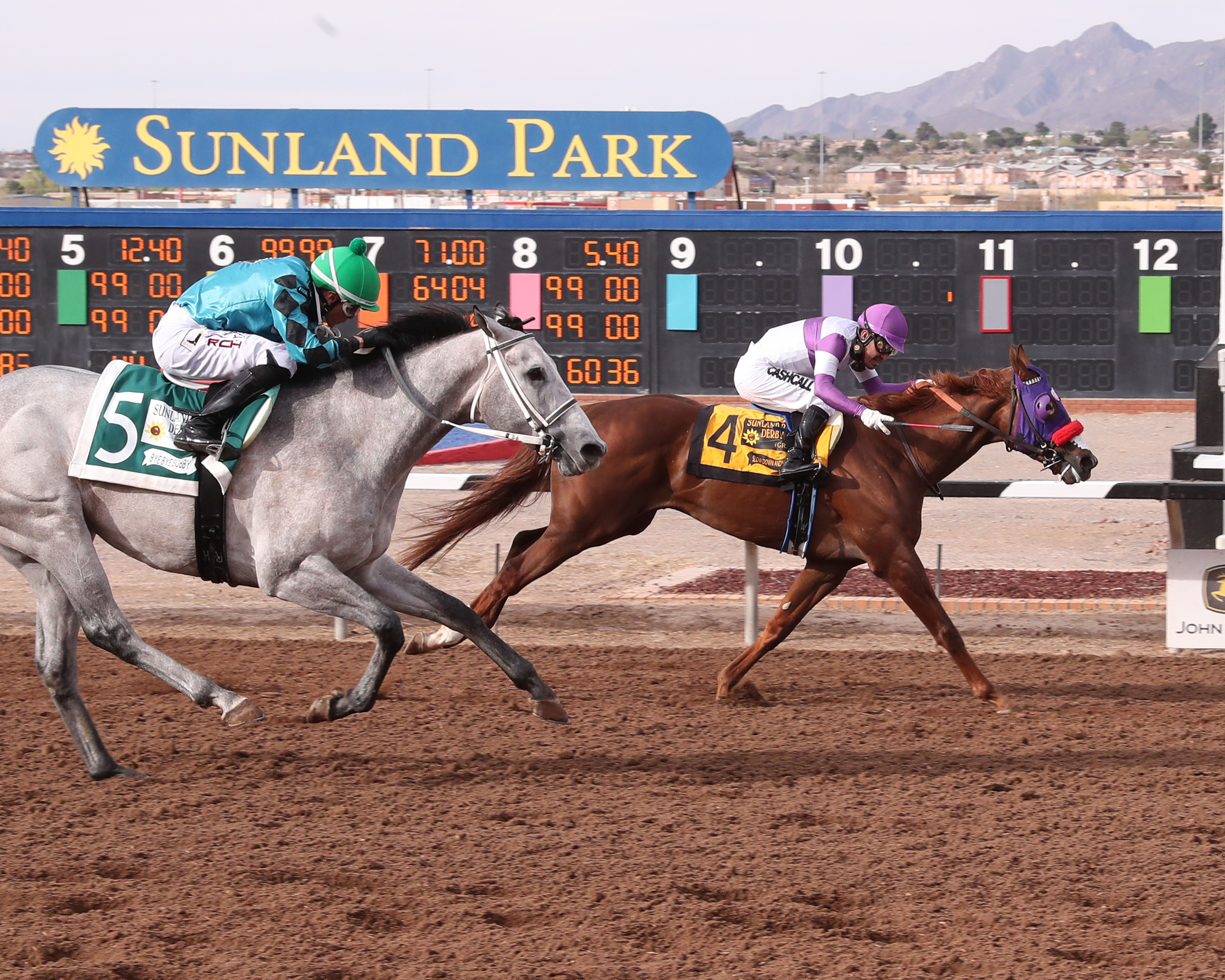 Slow Down Andy wins Sunland Park Derby 3-27-2022