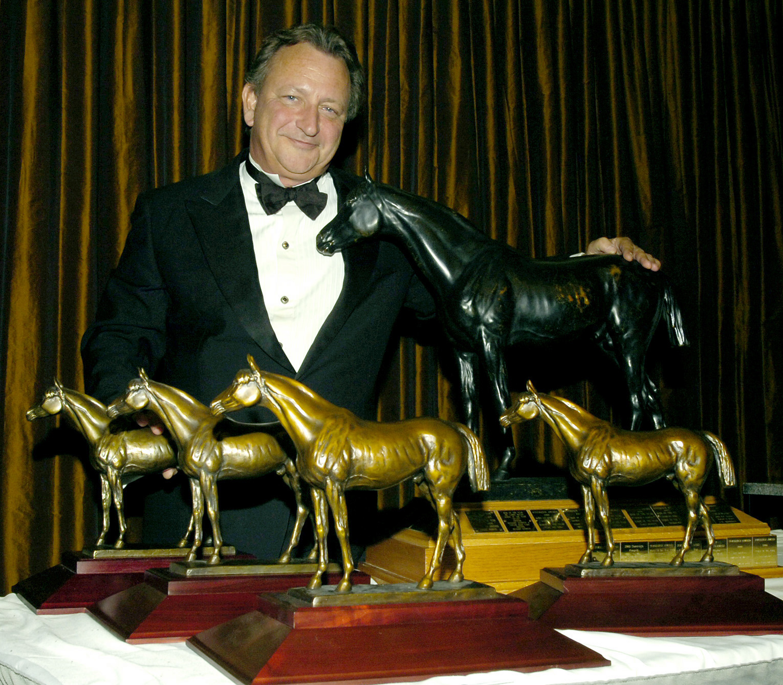Eugene Melnyk Sealy Award sovereigns
