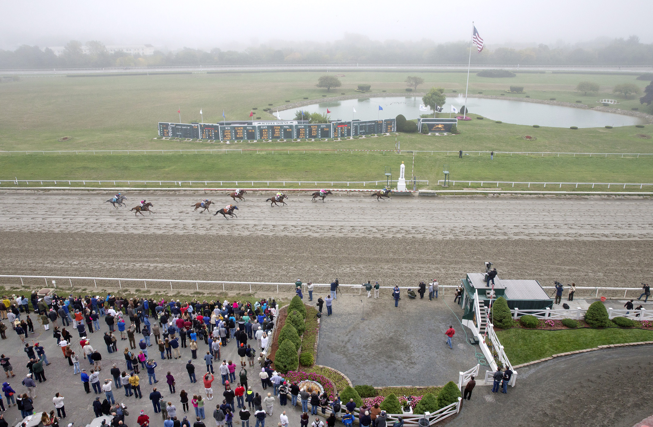 Suffolk Downs racing