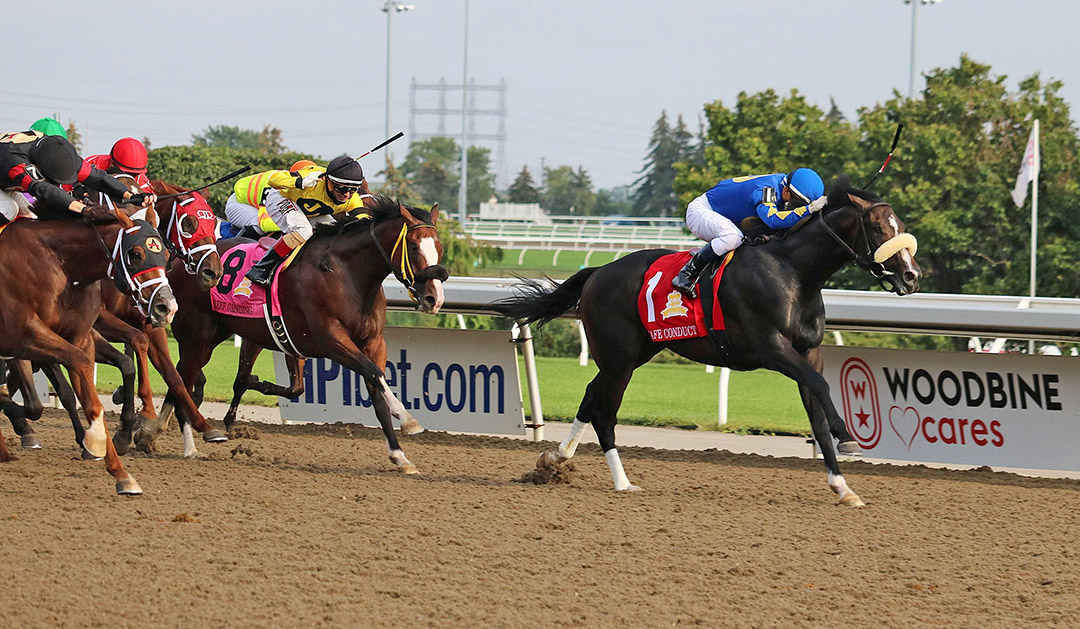 Safe Conduct wins the 2021 Queen's Plate at Woodbine