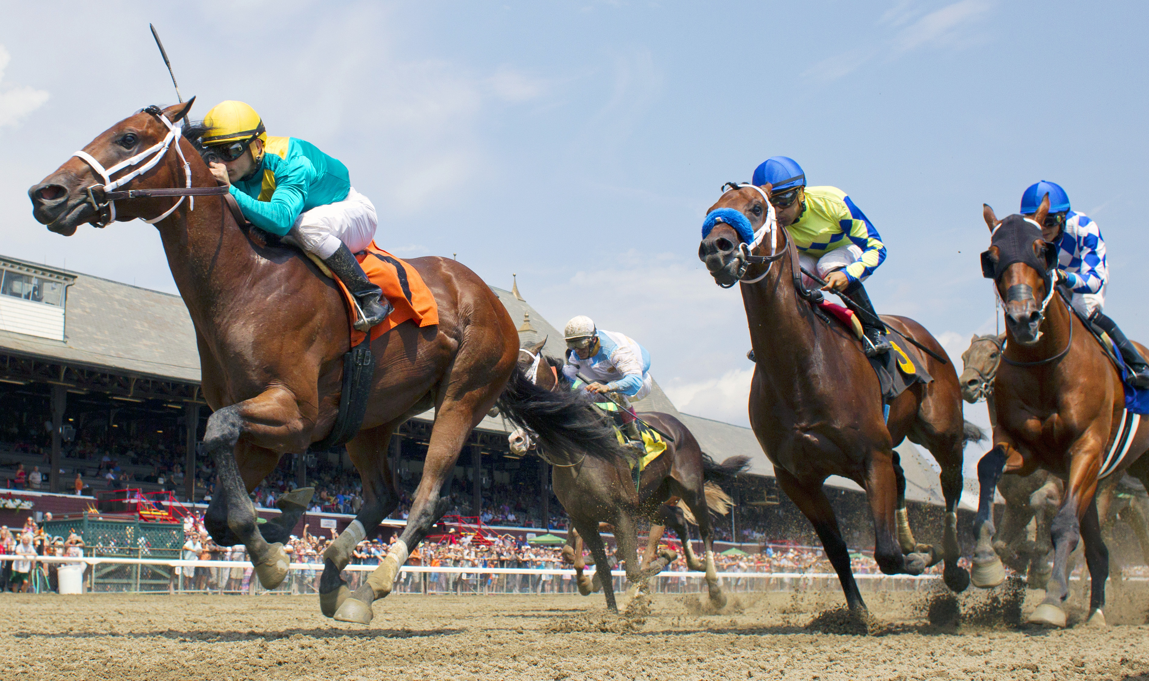 Sallisaw wins a maiden race