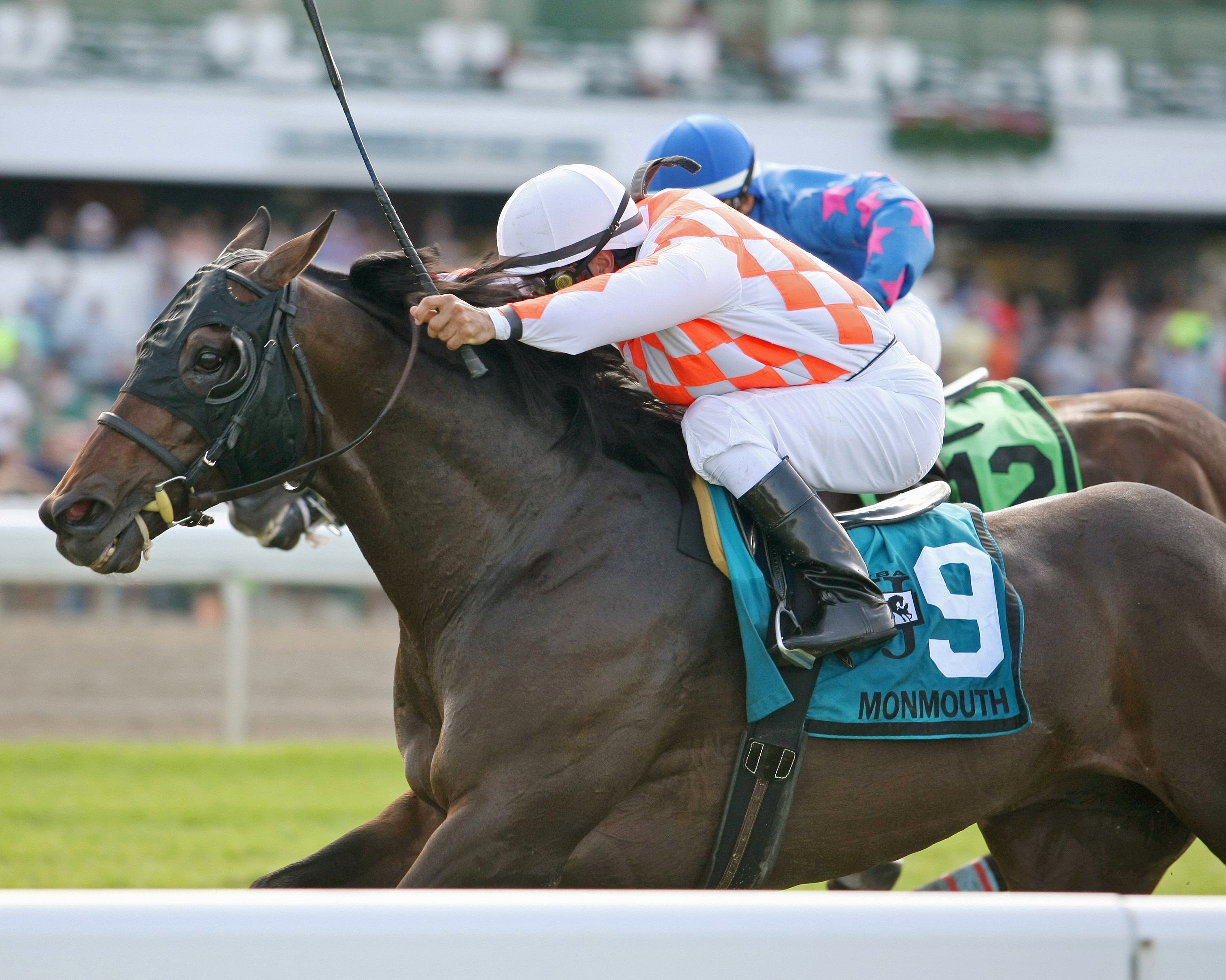 Saucy Don wins the Dan Horn Handicap